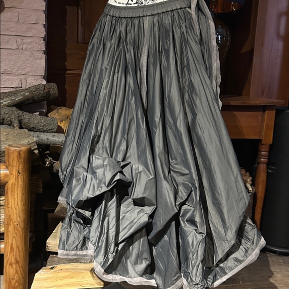 LILITH French Design Versatile Taffeta Midi A-Line Skirt, S-M, Gray - Picture 2 of 13